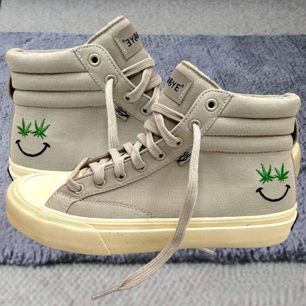 NWTIB RARE STRAYE LIMITED EDITION 'VENICE HEMP SMILE' GRAY HIGH TOPS SZ M9/W10.5